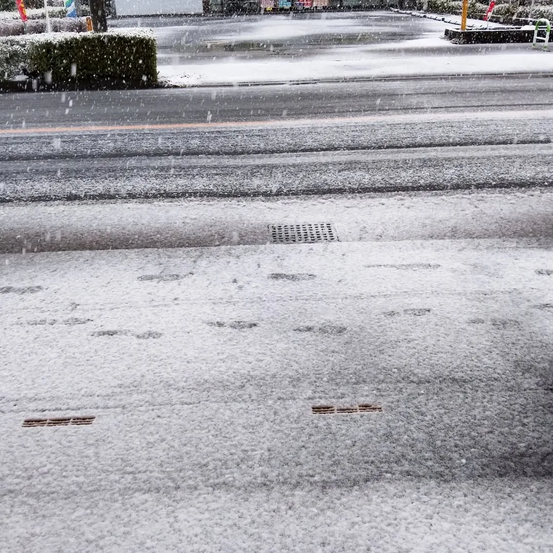 雪でも、8時から営業っ！